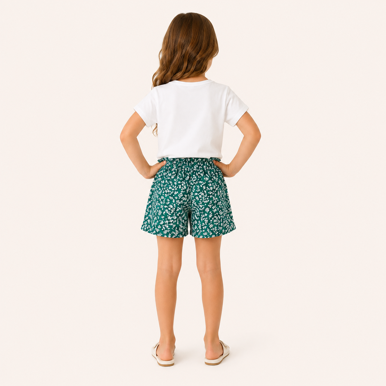 Zomerse Set met Meisjesprint T-shirt en Bloemetjesshort voor Meisjes