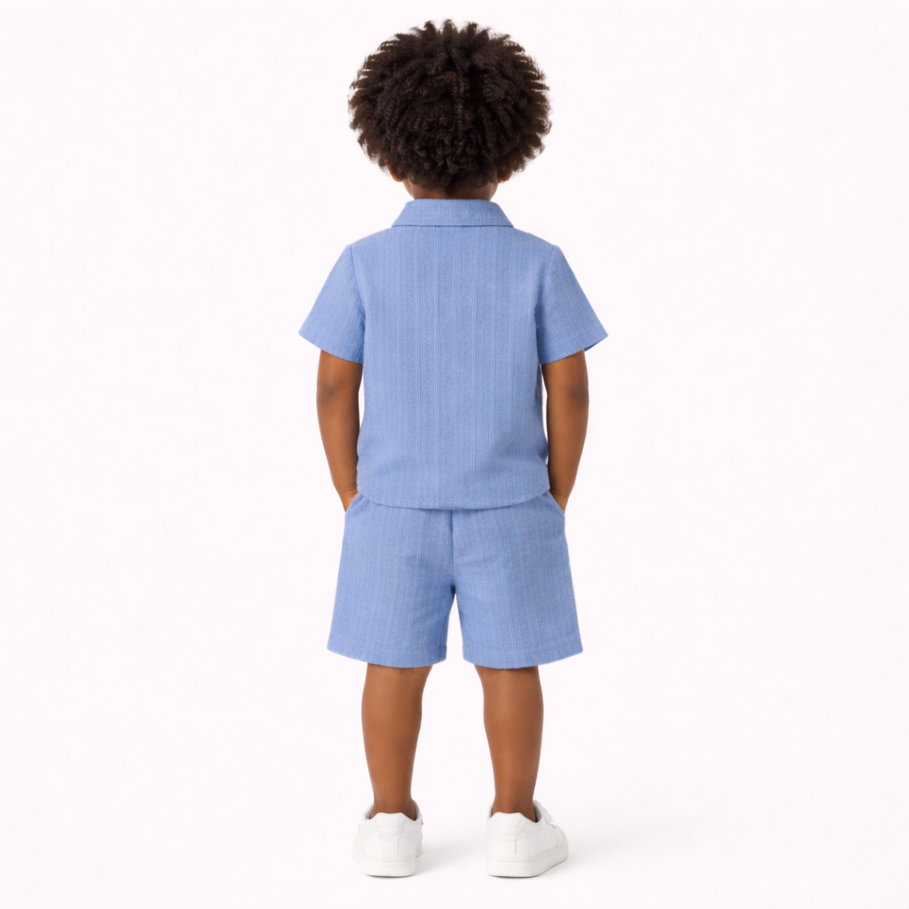 Stijlvol Zomeravontuur - 2-Delige Jongensset met Shirt & Short