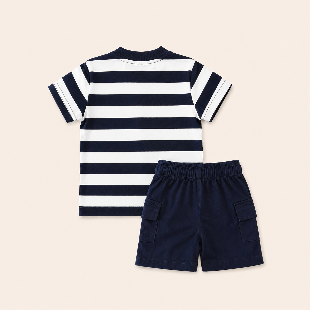 Jongens zomerset 2-delig – marine gestreept shirt met cargo shorts