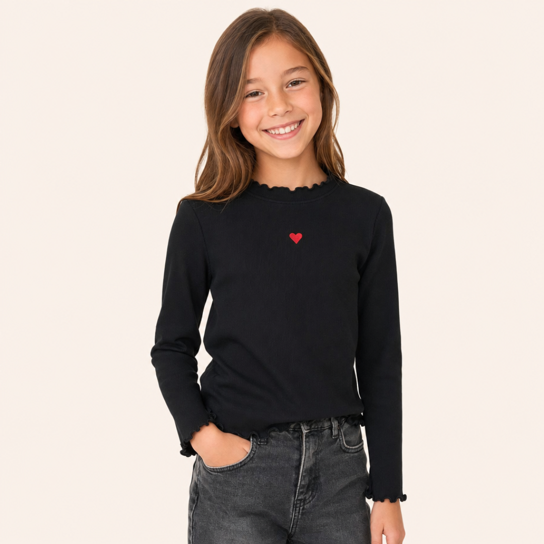 Meisjes Geribde Basic Top met Hartborduursel - Model