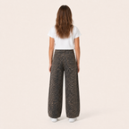 leopard-jeans-model-achter-v4