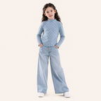 Meisjes longsleeve stippenprint mistblauw - model voorkant