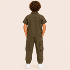 Jongens zomerset 3-delig – overhemd, wit t-shirt en cargo broek in meerdere kleuren