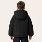 Jongen 10 jaar in gewatteerde parka - zwart - achterkant