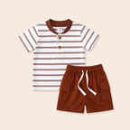 Jongens zomerset 2-delig – marine gestreept shirt met cargo shorts